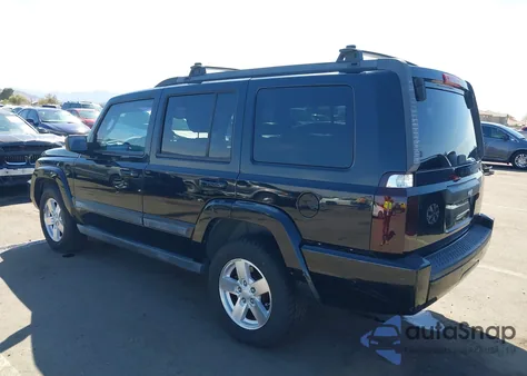 2008 Jeep Commander Sport z USA, uszkodzony, nr VIN 1J8HH48K38C117602